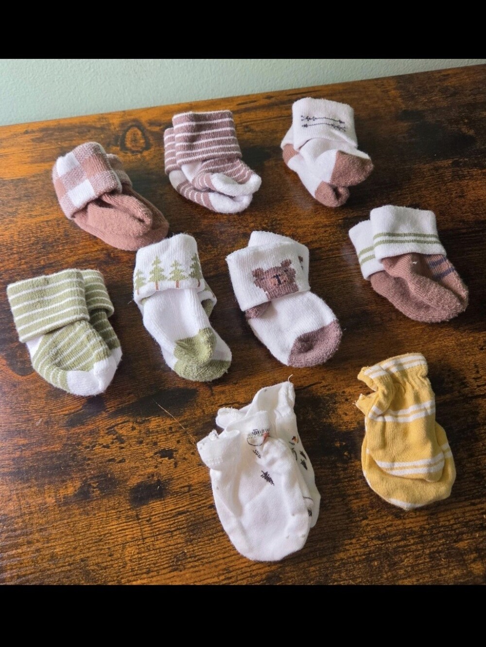 New Born little boy socks & mittens NEW